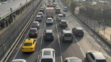 İstanbul’da sabah trafiği kilitlendi! Yoğunluk yüzde 64’e ulaştı (23 Ekim 2025)