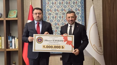 MHP’li Erbaş’tan Jandarma Vakfına 1 milyon TL bağış