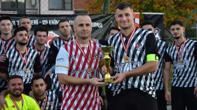 Makedonya’da Cumhuriyet coşkusu sahaya taşındı