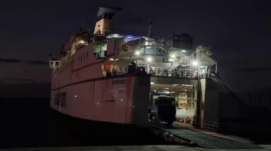 17. İyilik Gemisi El-Ariş Limanı’nda boşaltıldı