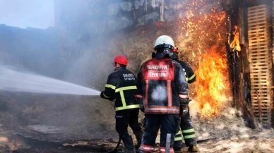 Ahşap atölyesinde yangın