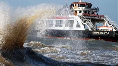İstanbul’da olumsuz hava sebebiyle 9 deniz otobüsü seferi iptal edildi