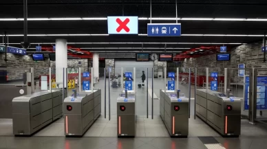 Belçika'da genel grev hayatı durma noktasına getirdi