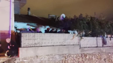 Denizli'de evin tavanı çöktü