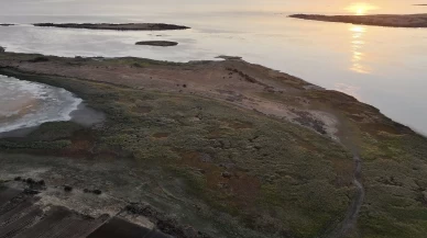 Kuraklık Beyşehir Gölü’nü vurdu: Kıstıfan Adası karayla birleşti