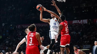 Anadolu Efes, Olympiakos deplasmanında kazandı