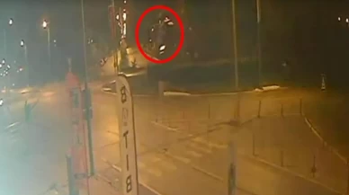 Araç alev aldı, sürücü yaralı