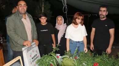 Tahliye olan Güran'lar cezaevinden çıktı, Narin’in mezarını ziyaret etti