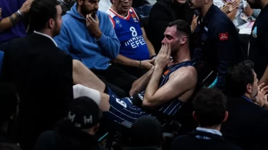 Anadolu Efes'te Georgios Papagiannis ameliyat edildi