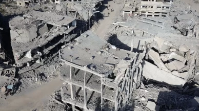 Gazze'de sağlanan ateşkesin ardından Han Yunus kentindeki yıkım havadan görüntülendi