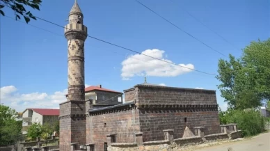 CHP'nin yıktığı cami yeniden ibadete açıldı!