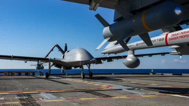 TCG Anadolu’dan tarihi görev! Bayraktar TB3 ve AKINCI hedefleri vurdu