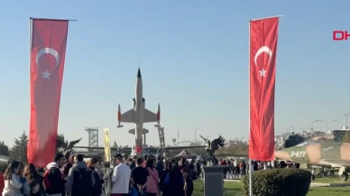 SOLOTÜRK pilotları Ankara’da hayranlarıyla buluştu