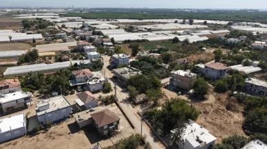 Bu köyde herkesin arazisi herkese ait