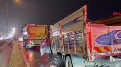 Çorlu’da iki kamyon arasında sıkışan taksi hurdaya döndü