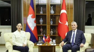 Ticaret Bakanı Bolat, Kamboçya Ticaret Bakanı Nimul ile bir araya geldi