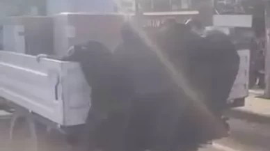 Diyarbakır'da çocukların tehlikeli yolculuğu kameraya yansıdı