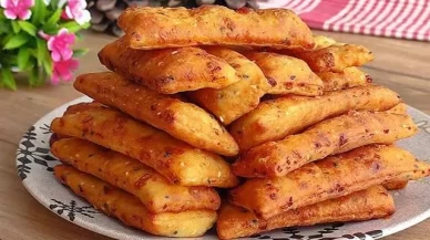 Dışı Çıtır, İçi Yumuşacık Peynirli Maydanozlu Pişi Tarifi