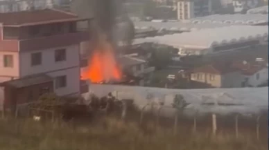 Yalova’da 2 katlı evde yangın: Bina kullanılamaz hale geldi