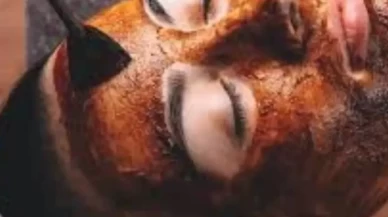 Hurma maskesiyle gelen doğal gençlik etkisi şaşırtıyor