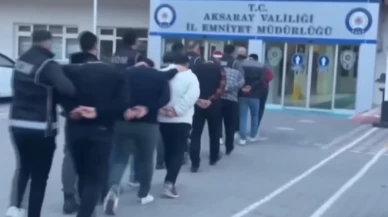 Aksaray'da 10 adrese FETÖ baskını: Şüphelilerden biri cezaevinde