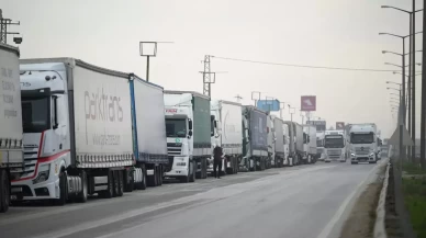 Kapıkule’de tır kuyruğu 7 kilometreye ulaştı: park sorunu sürücüleri zor durumda bıraktı