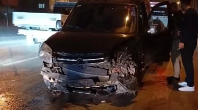 Direksiyon hakimiyetini kaybetti, zincirleme kazaya neden oldu