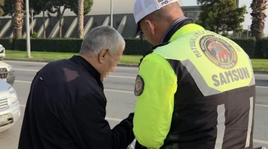 “Bana ceza yazmıyorlar” dedi, iki ceza birden yedi! Samsun’da trafiği kilitleyen sürücüye polis göz açtırmadı