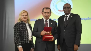 Dursun Özbek’e “2025 Yılının Frankofon Kişiliği” ödülü