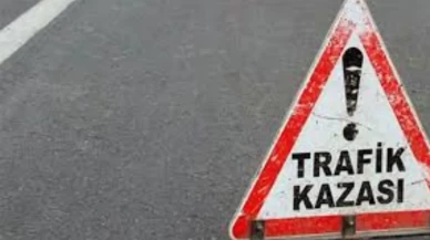 Edirne’de zincirleme kaza: 2 tır ve 3 otomobil çarpıştı