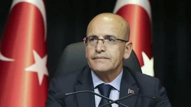 Bakan Şimşek: Türkiye yeniden yatırımlar için bölgesel merkez olma yolunda