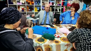 MHP’li Karakaya’dan Çankaya esnafına ziyaret