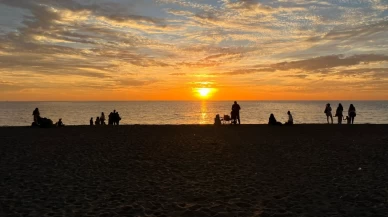 Hatay Samandağ’da gün batımı büyüledi