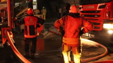 Gaziantep’te rezidansta yangın paniği: Alevler 4 katlı binayı sardı