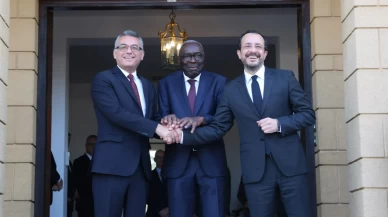 Ara bölgede kritik görüşme! Erhürman “Çözüm atmosferi yok” dedi, 10 maddelik paketi açıkladı