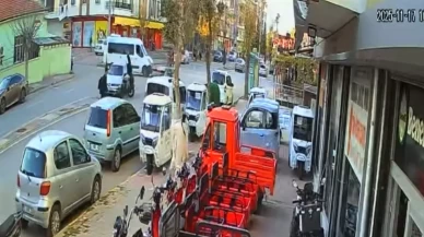 Otomobil bisikletli çocuğu havaya fırlattı!