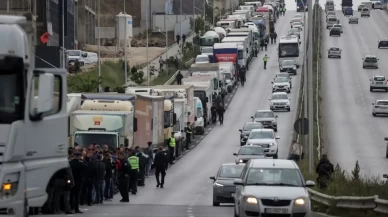 Şehir içi otobüs seferleri ödeme krizi nedeniyle durduruldu