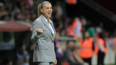 Necla Güngör Kıragası: “Genç oyuncularımız için büyük bir şans”