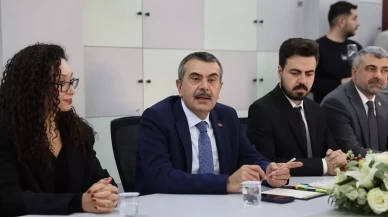 Bakan Tekin: Okullarımızda sadece mesleki değil akademik eğitim de veriyoruz