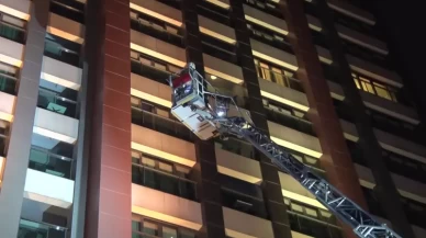 Sultangazi'de 27 katlı otelde yangın paniği