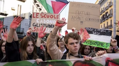 İtalya'da öğrenciler, Meloni hükümetini protesto etti