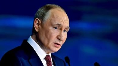Putin: Ukrayna yönetimi seçim yapmayarak meşruiyetini kaybetti