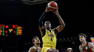 Mersin Spor sahasında Karşıyaka'yı devirdi