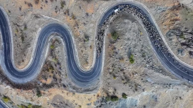 Göçerler 3 bin rakımlı yaylalardan kışlaklara dönüyor