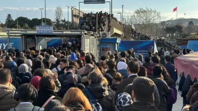 Avcılar'da metrobüs arızası!