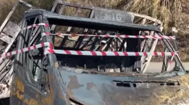 Kamyonet bir anda küle döndü