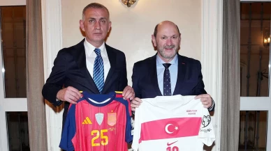 İspanya–Türkiye maçı öncesi resmi yemek düzenlendi