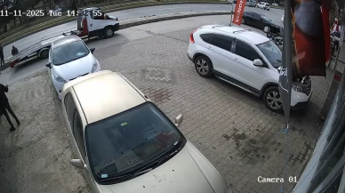 Eskişehir’de iki hafif ticari araç çarpıştı: 1 yaralı