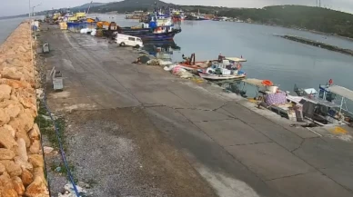 Didim’de araç denize uçtu