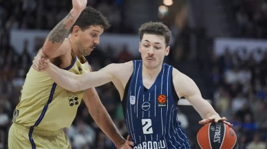 Anadolu Efes EuroLeague’de Barcelona’yı devirdi